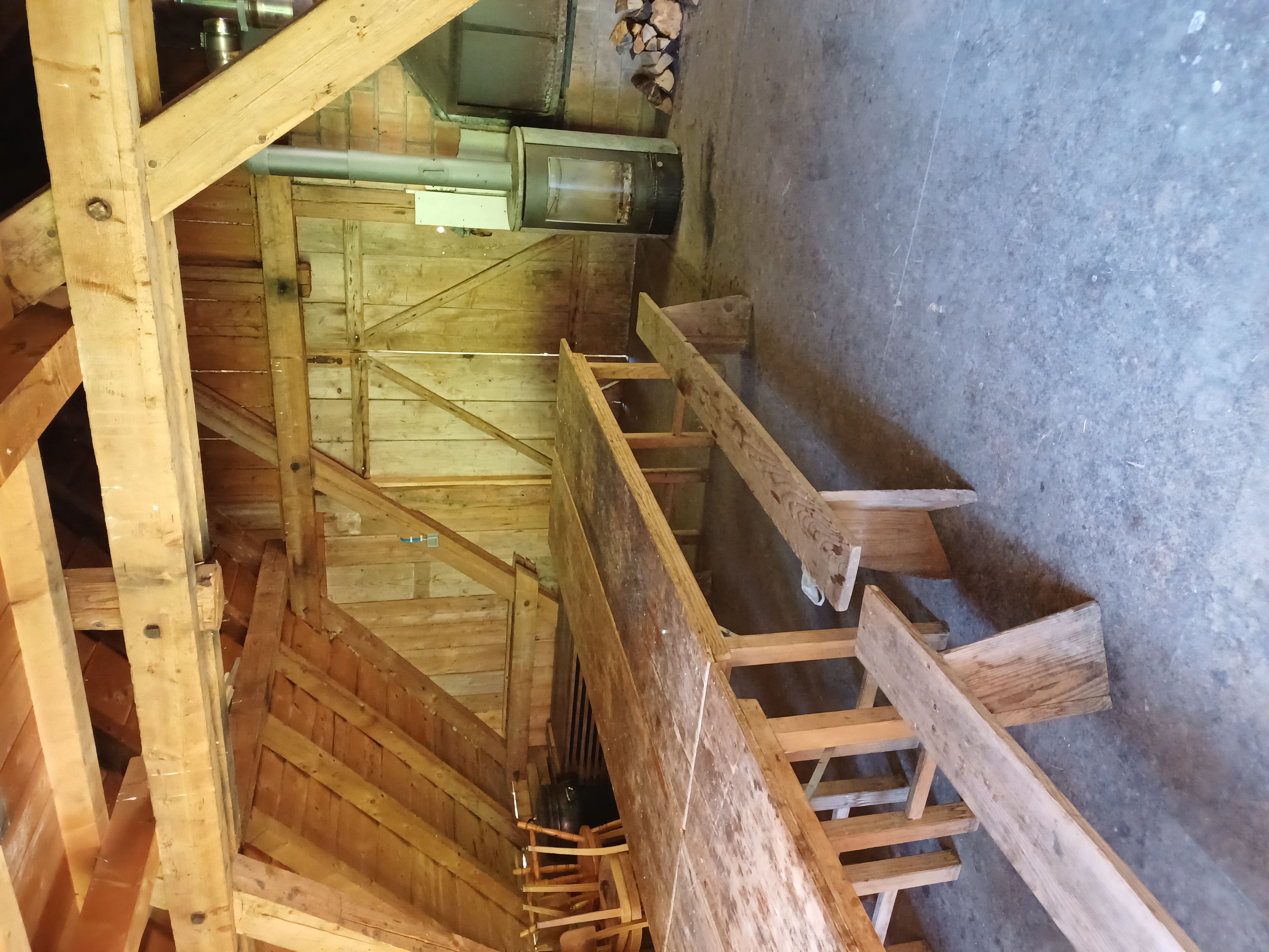 Tables dans la cabane